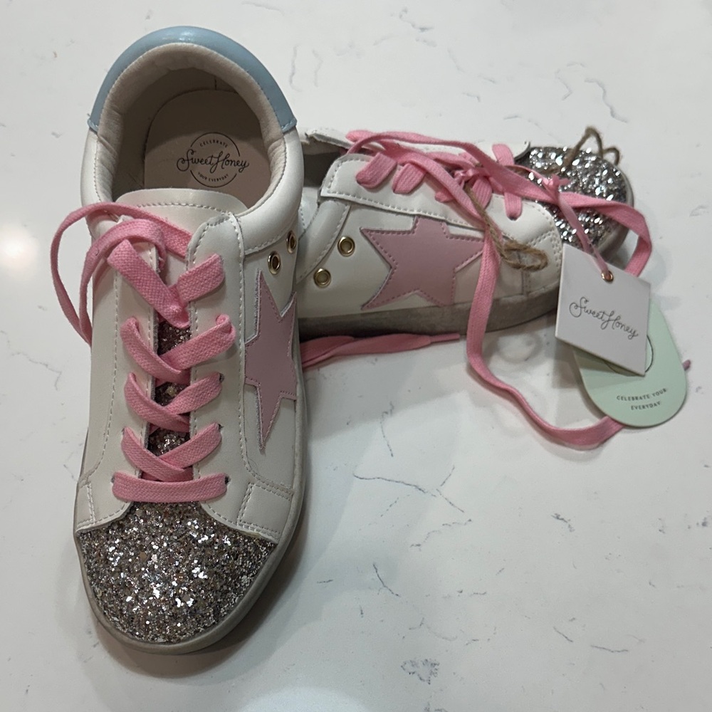 SweetHoney Kids Sneakers with Pink and Glitter Accents